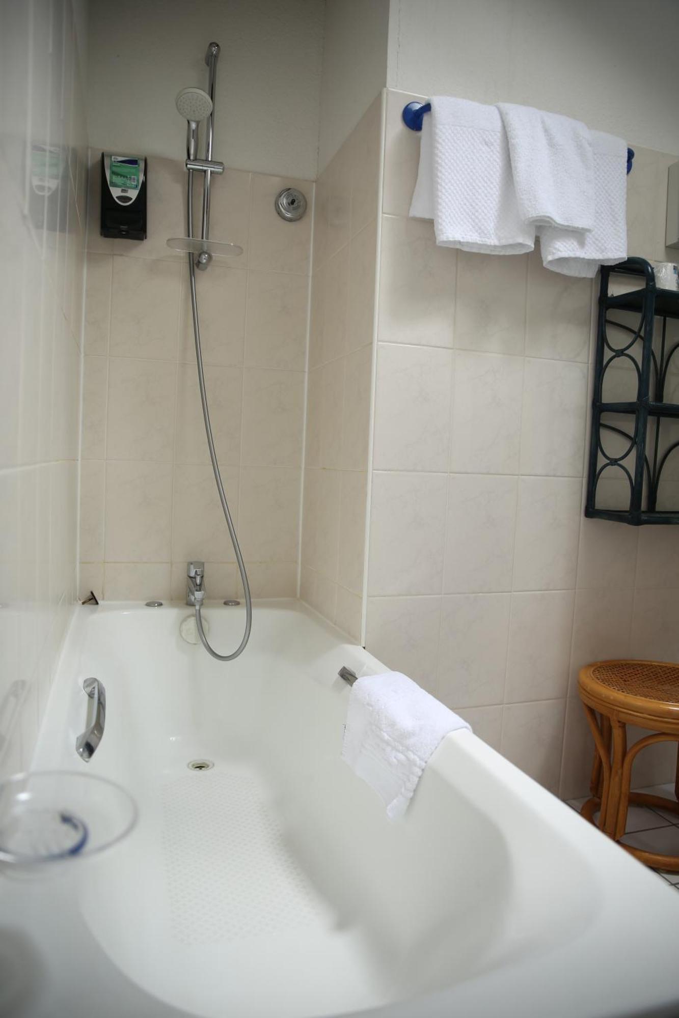 Auberge De L'Aspre 퐁땅쥬 외부 사진